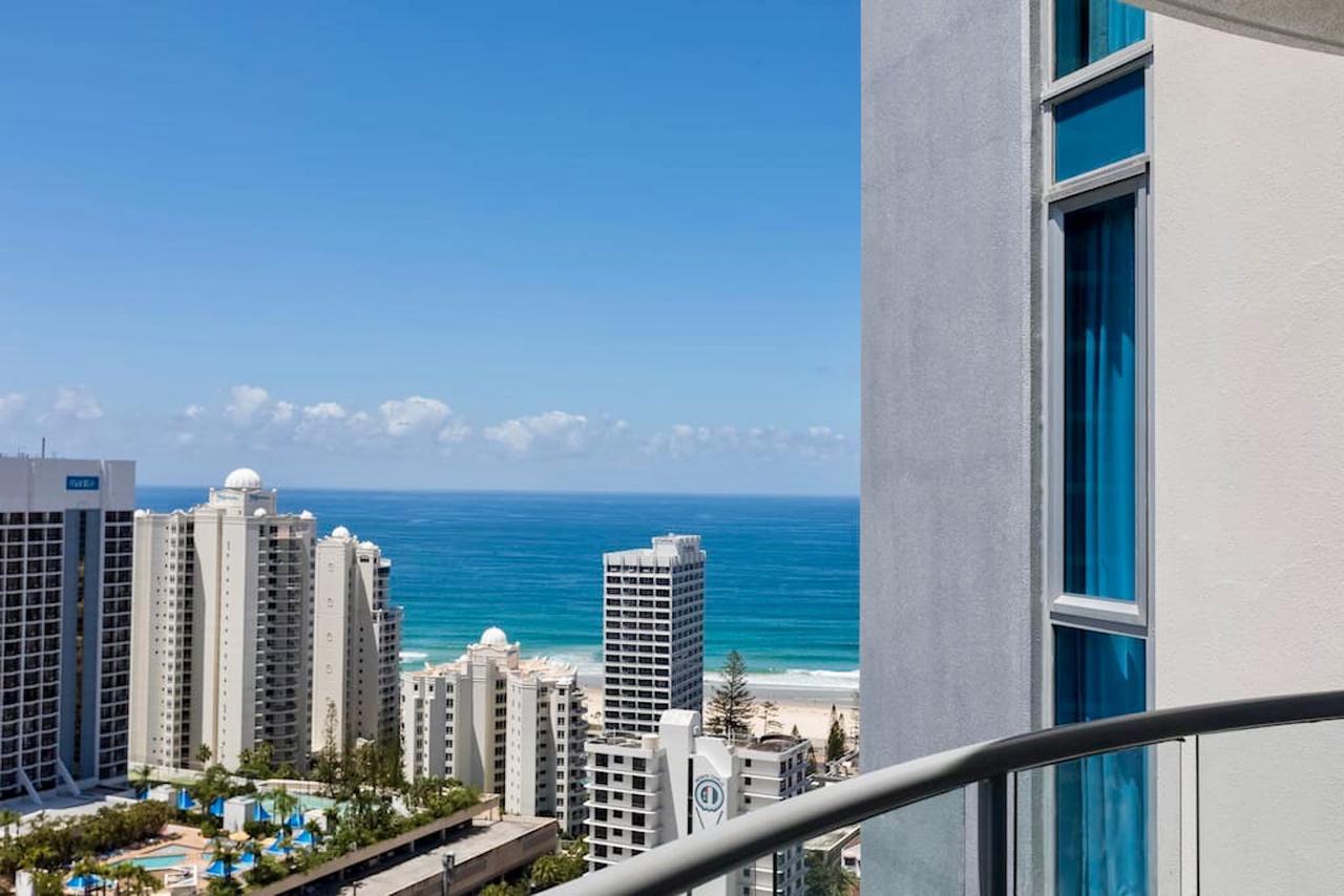 Apartment With Ocean Views Gold Coast Eksteriør billede